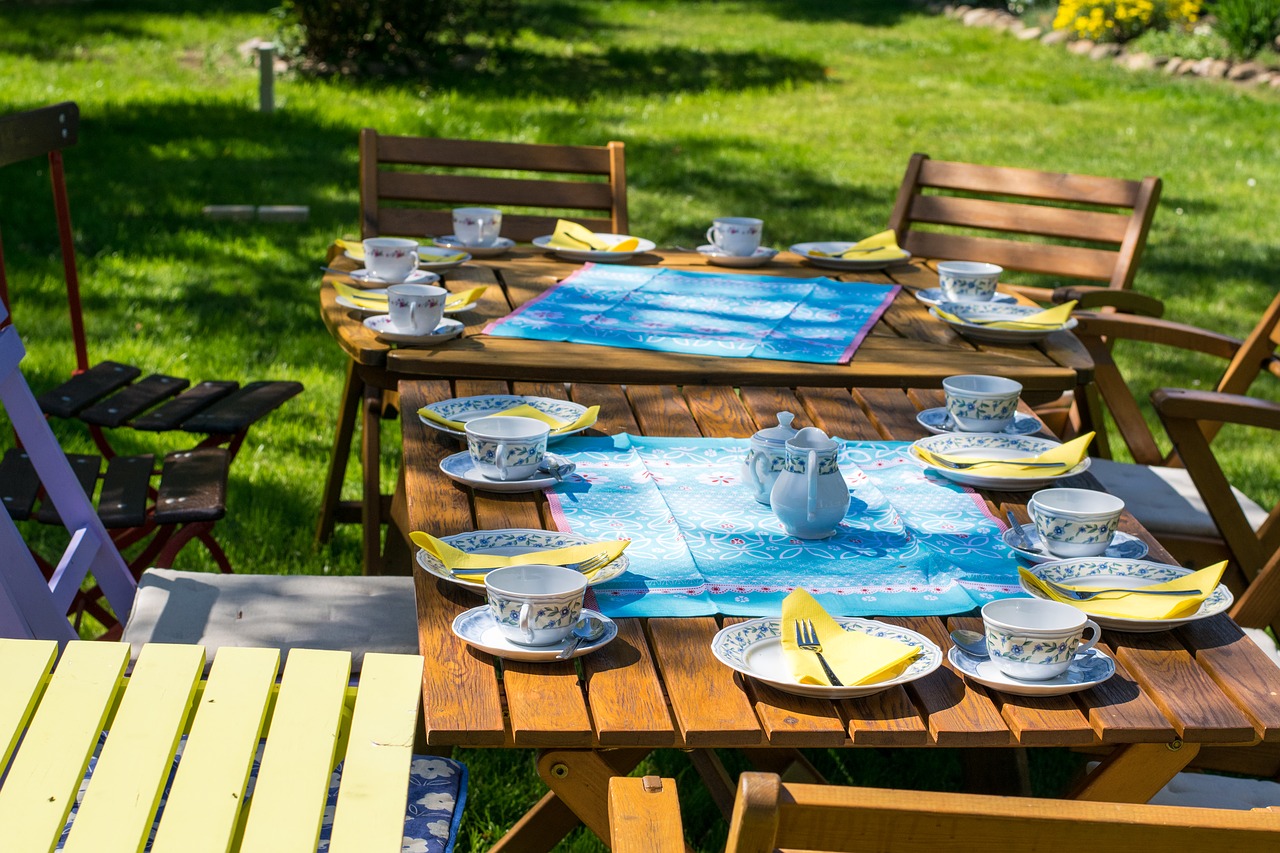 Letni obiad w ogrodzie – kilka pomysłów na szybkie dania