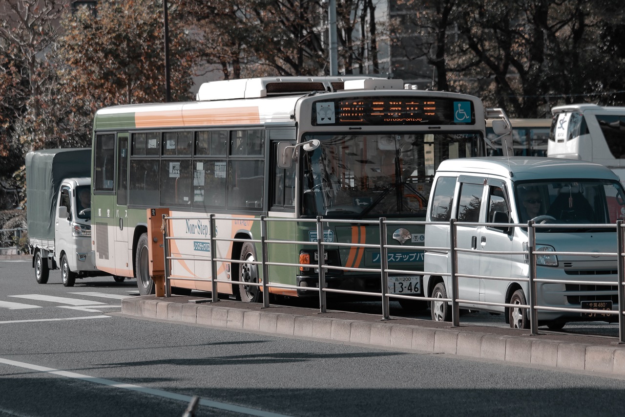 W ramach jakich wyjazdów warto wynająć bus?